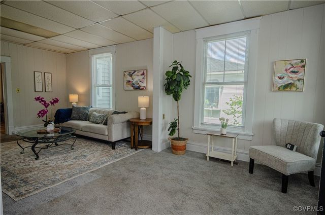 146 Charlotte Ave, Colonial Heights, VA 23834
