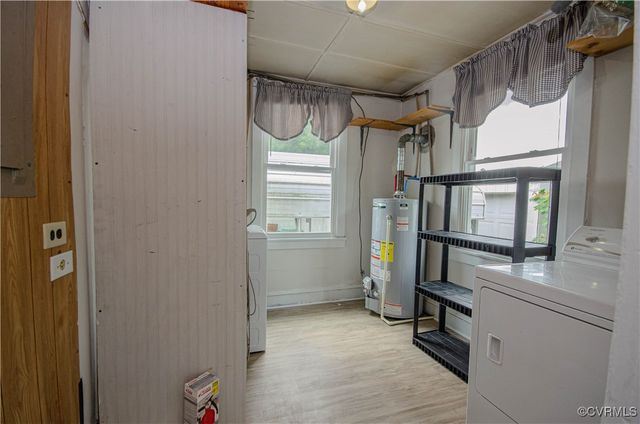 146 Charlotte Ave, Colonial Heights, VA 23834