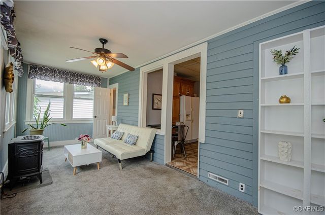 146 Charlotte Ave, Colonial Heights, VA 23834
