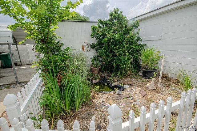 146 Charlotte Ave, Colonial Heights, VA 23834