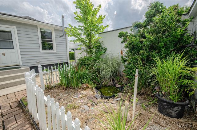 146 Charlotte Ave, Colonial Heights, VA 23834