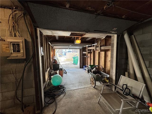 146 Charlotte Ave, Colonial Heights, VA 23834