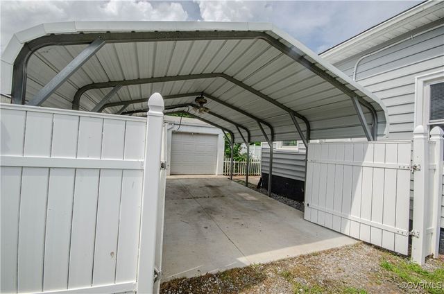 146 Charlotte Ave, Colonial Heights, VA 23834