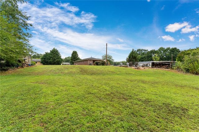114 1st Street, Central, SC 29630