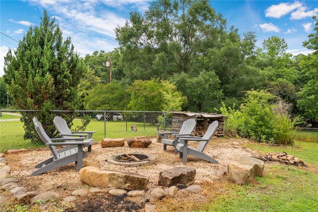 114 1st Street, Central, SC 29630