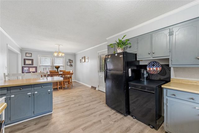114 1st Street, Central, SC 29630