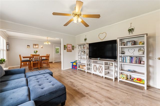 114 1st Street, Central, SC 29630