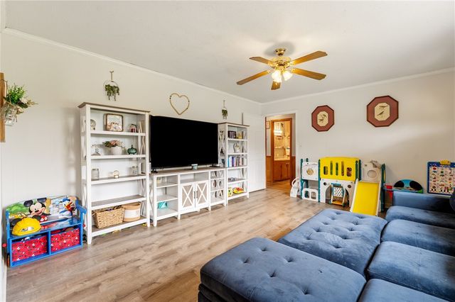 114 1st Street, Central, SC 29630