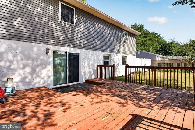 12 W SHORE DR, Southampton, NJ 08088