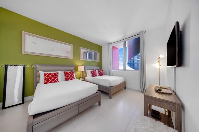 2600 E Hallandale Beach Blvd T3304, Hallandale Beach, FL 33009