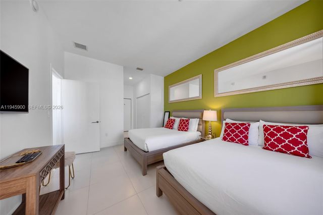 2600 E Hallandale Beach Blvd T3304, Hallandale Beach, FL 33009