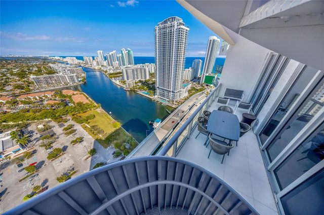 2600 E Hallandale Beach Blvd T3304, Hallandale Beach, FL 33009