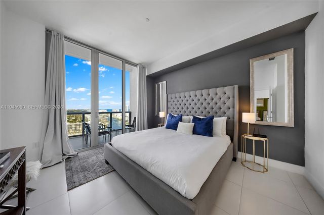 2600 E Hallandale Beach Blvd T3304, Hallandale Beach, FL 33009