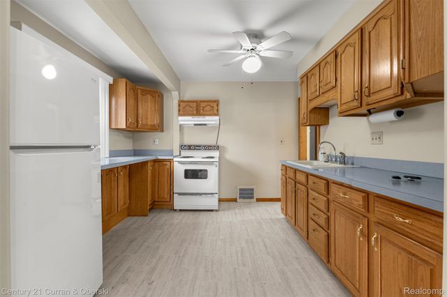 3300 Byrd Street, Dearborn, MI 48124