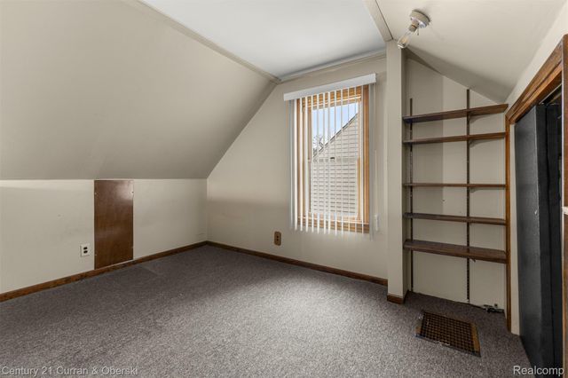 3300 Byrd Street, Dearborn, MI 48124