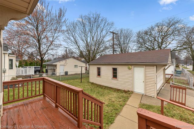 3300 Byrd Street, Dearborn, MI 48124