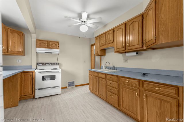 3300 Byrd Street, Dearborn, MI 48124