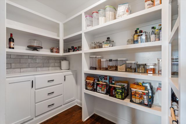 4999 Crescent Ln, Murfreesboro, TN 37128