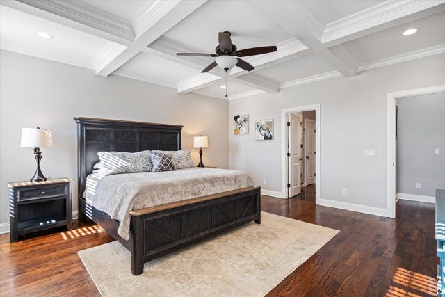 4999 Crescent Ln, Murfreesboro, TN 37128