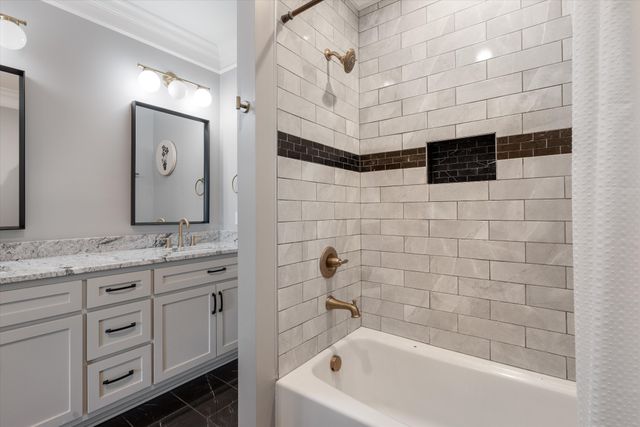 4999 Crescent Ln, Murfreesboro, TN 37128