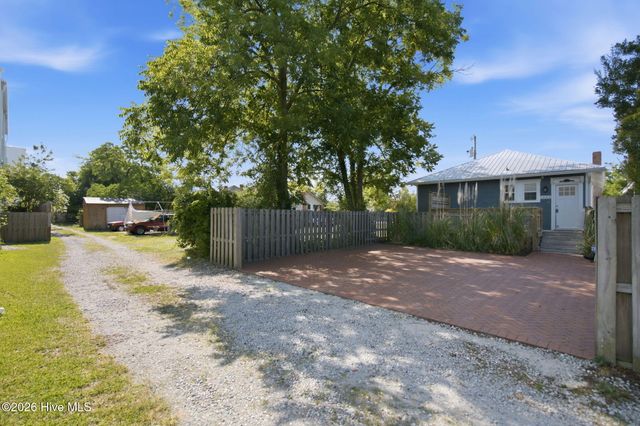 1603 Castle Street, Wilmington, NC 28401