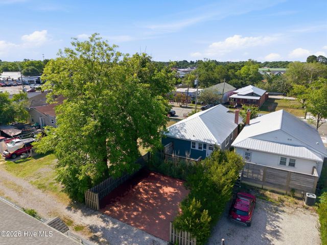 1603 Castle Street, Wilmington, NC 28401