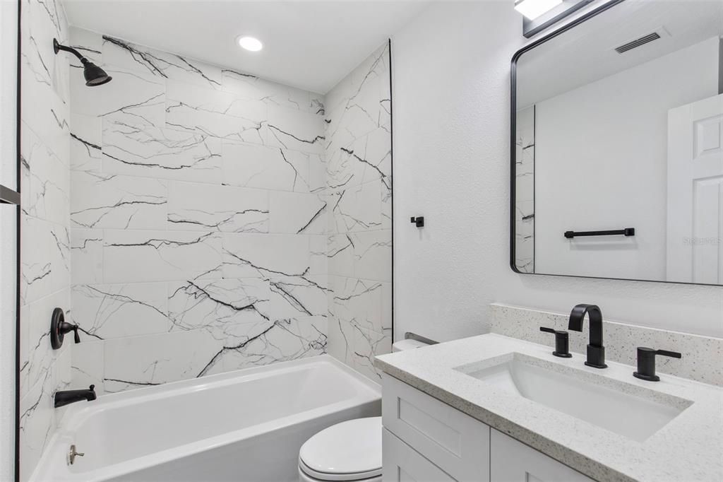 Image 9 of property listing at 2616 E 21ST AVENUE, Tampa, FL 33605