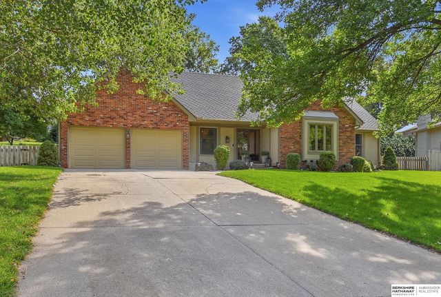3505 S 95th Street, Omaha, NE 68124