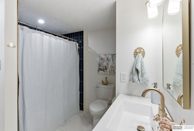 3505 S 95th Street, Omaha, NE 68124