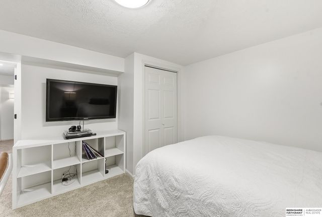 3505 S 95th Street, Omaha, NE 68124