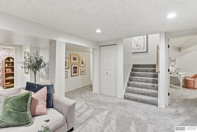 3505 S 95th Street, Omaha, NE 68124