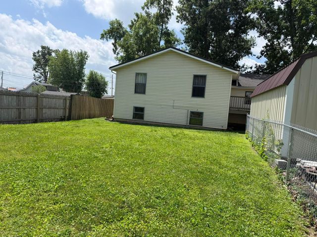 130 Elliott Avenue, Buckeye Lake, OH 43008