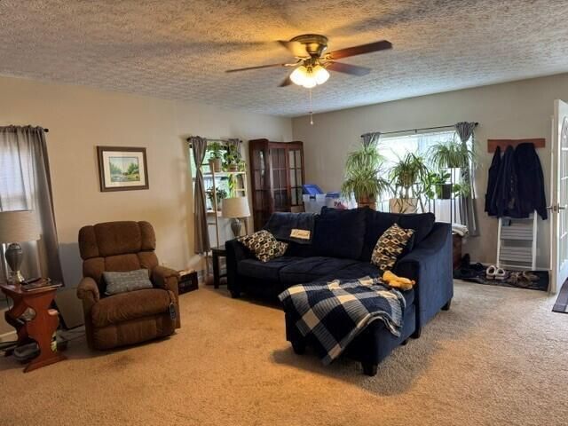 130 Elliott Avenue, Buckeye Lake, OH 43008