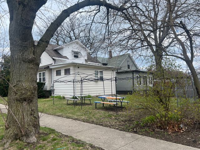 1702 Lincoln Street, North Chicago, IL 60064