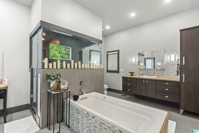 6631 HEMLOCK STREET, Trussville, AL 35173