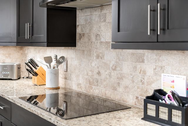 56434 Ken Charles Drive, Shelby Twp, MI 48316