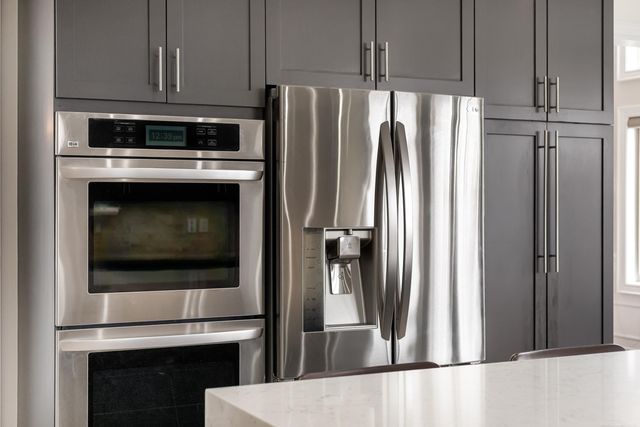 56434 Ken Charles Drive, Shelby Twp, MI 48316