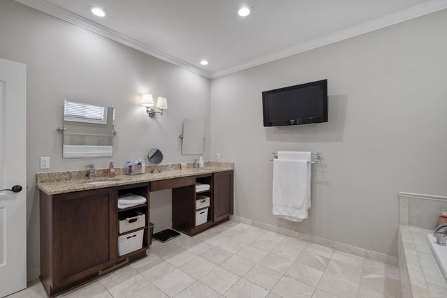 56434 Ken Charles Drive, Shelby Twp, MI 48316