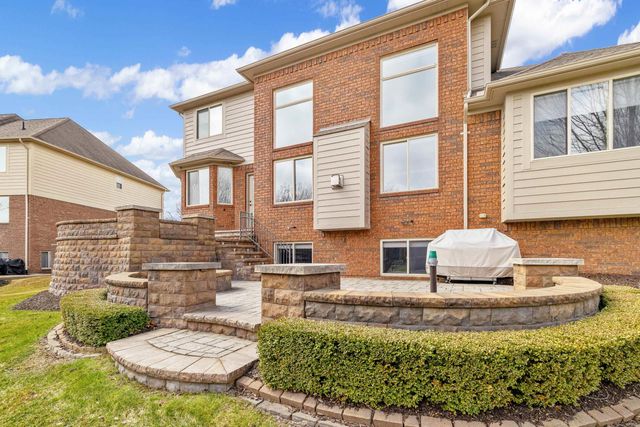56434 Ken Charles Drive, Shelby Twp, MI 48316