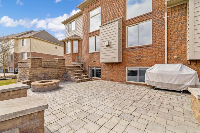 56434 Ken Charles Drive, Shelby Twp, MI 48316