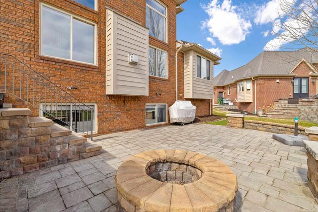 56434 Ken Charles Drive, Shelby Twp, MI 48316