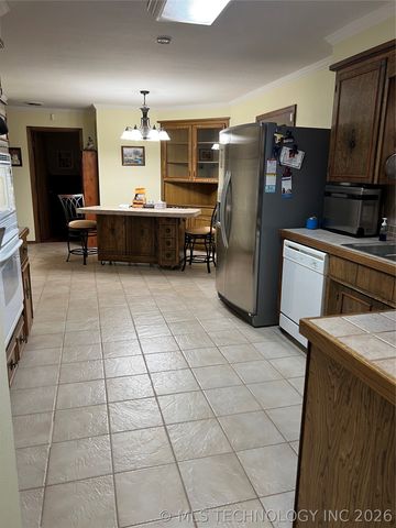 2207 Hospital Road, Healdton, OK 73438