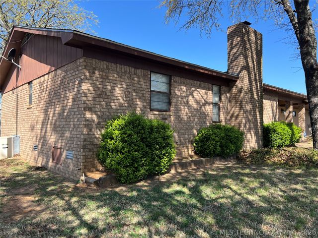 2207 Hospital Road, Healdton, OK 73438