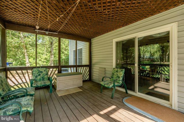 7400 WASHINGTON DR, King George, VA 22485