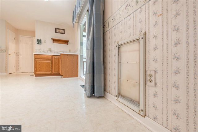 7400 WASHINGTON DR, King George, VA 22485