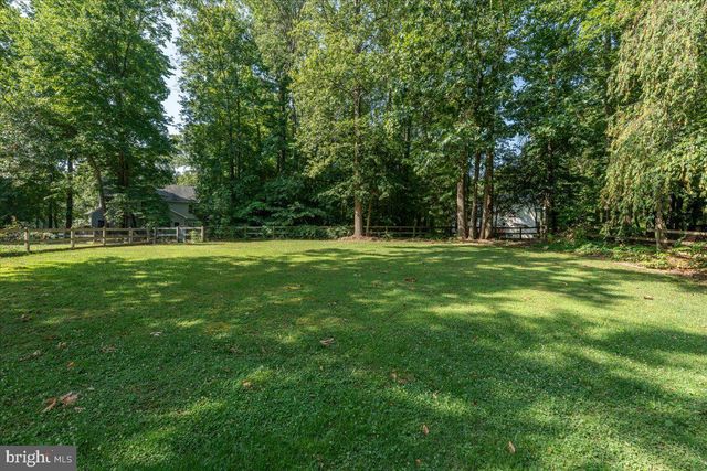 7400 WASHINGTON DR, King George, VA 22485