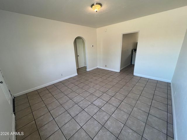 1626 W MCDOWELL Road 1, Phoenix, AZ 85007