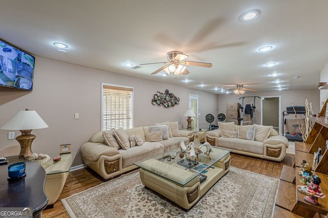 5342 Lakerock Drive SW, South Fulton, GA 30331