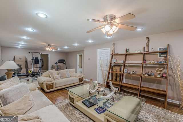 5342 Lakerock Drive SW, South Fulton, GA 30331