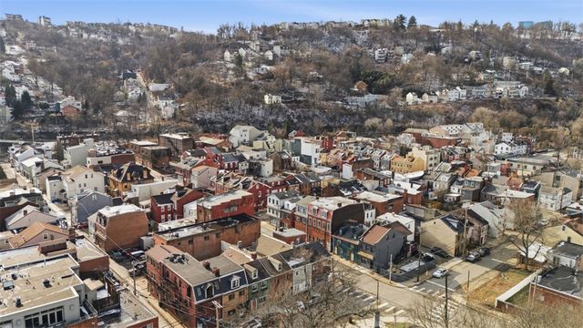 1202 Sarah St, South Side, PA 15203